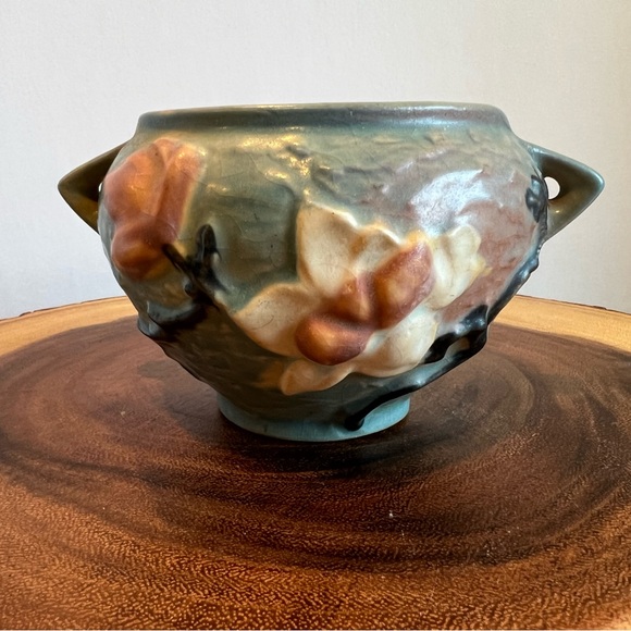 Magnolia Roseville Jardinier Pot - Picture 3 of 10